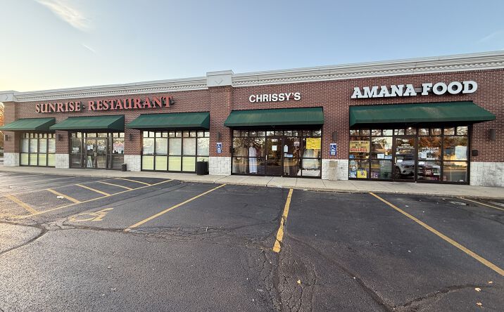 Pictures of Retail property located at 5671 Wansford Way, Rockford, IL 61109 for lease - image #1