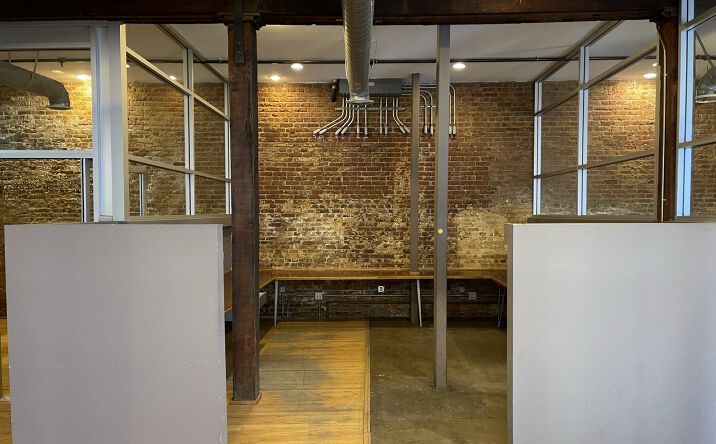Pictures of Office property located at 1425 W 7th St, Los Angeles, CA 90017 for lease - image #1
