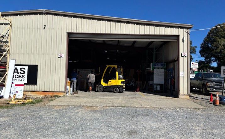Pictures of Office, Industrial property located at 1893 Talking Rock Rd, Jasper, GA 30143 for lease - image #1
