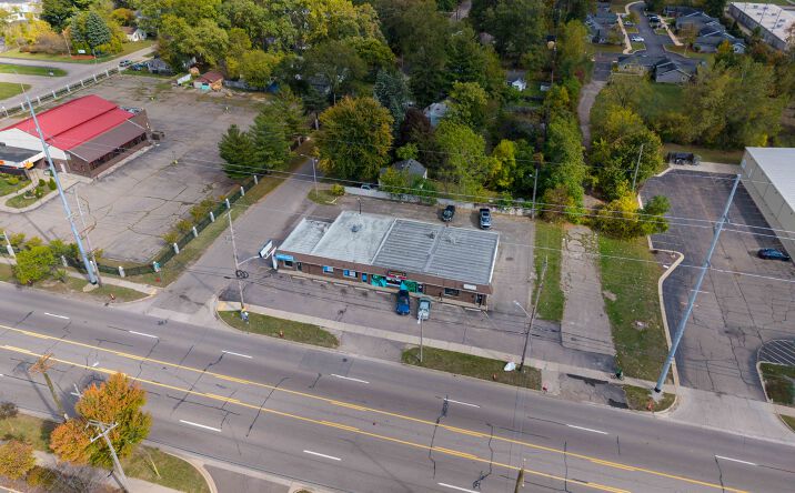 Pictures of Retail, Office property located at 3101 S Martin Luther King Jr Blvd, Lansing, MI 48910 for lease - image #1