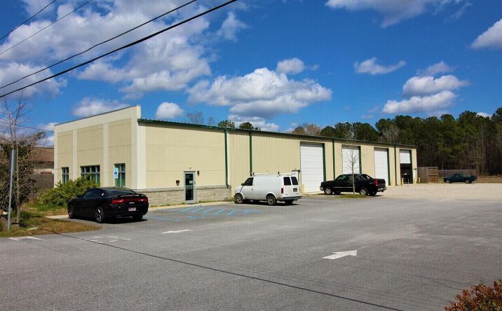 Pictures of Industrial, Office, Retail property located at 7628 Southrail Road, North Charleston, SC 29420 for lease - image #1