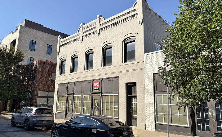 Pictures of Office property located at 715 N Hudson Ave, Oklahoma City, OK 73102 for lease - image #1