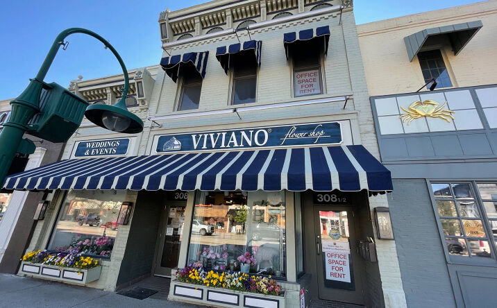 Pictures of Office property located at 308 1/2 S Main St, Rochester, MI 48307 for lease - image #1