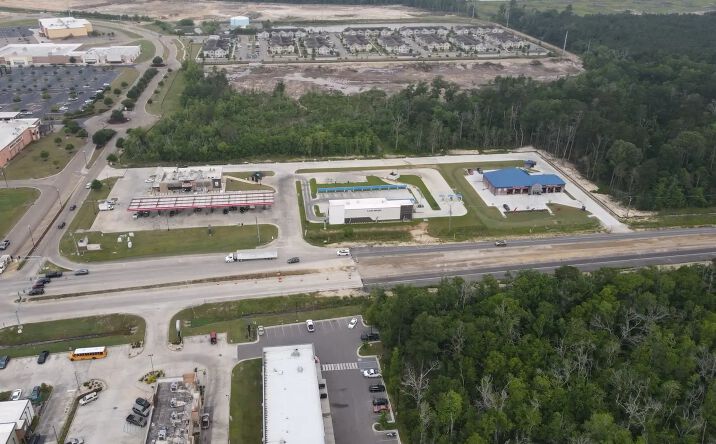 Pictures of Land property located at 27853 Juban Rd, Denham Springs, LA 70726 for lease - image #1