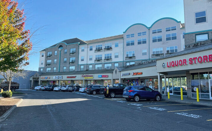 Pictures of Retail property located at 11982 NE Glisan St, Portland, OR 97220 for lease - image #1