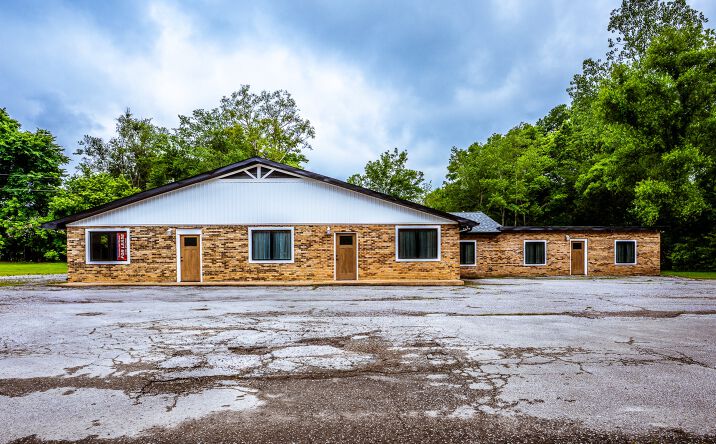 Pictures of Retail, Restaurant property located at 20805 Seminary St, Hollow Rock, TN 38342 for lease - image #1