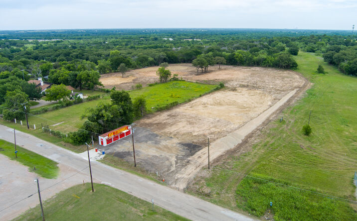 Pictures of Land property located at Orchard Ln, Bellmead, TX 76705 for lease - image #1
