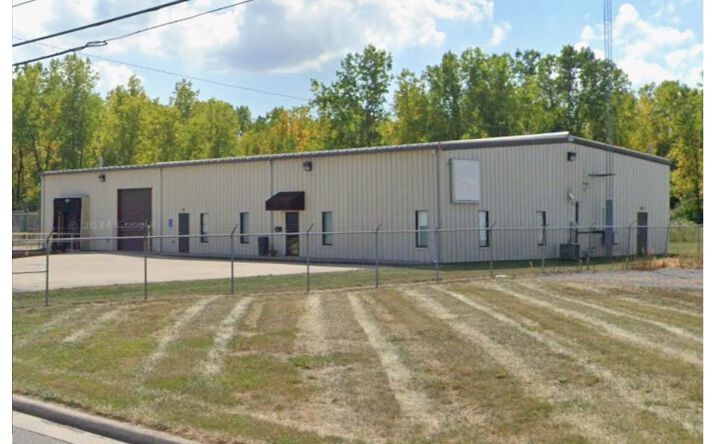 Pictures of Industrial property located at 960 Industry Ave, Lima, OH 45804 for lease - image #1