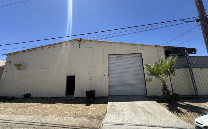 Pictures of Industrial property located at 95 Santa Fe Ave, Fresno, CA 93721 for lease - image #1