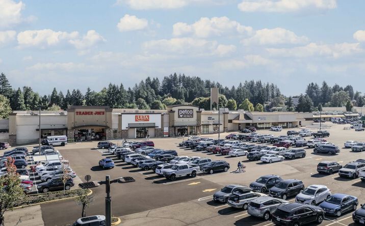 Pictures of Retail property located at 4500 Commercial St SE, Salem, OR 97302 for lease - image #1
