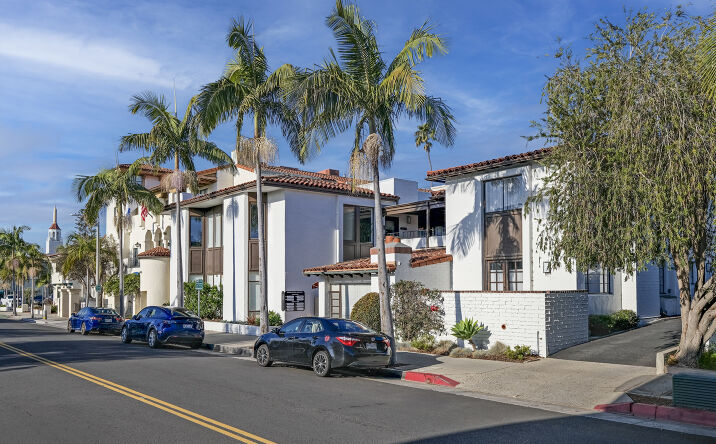 Pictures of Office property located at 125 E Victoria St, Santa Barbara, CA 93101 for lease - image #1