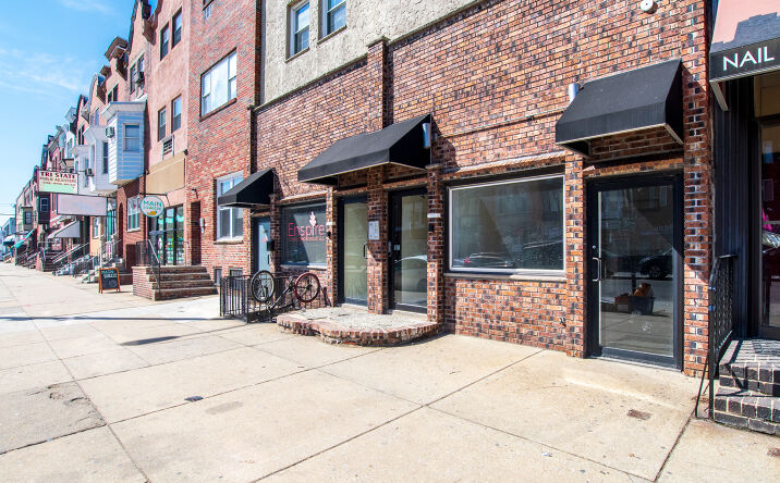 Pictures of Retail, Office property located at 2504 S Broad St, Philadelphia, PA 19145 for lease - image \#1