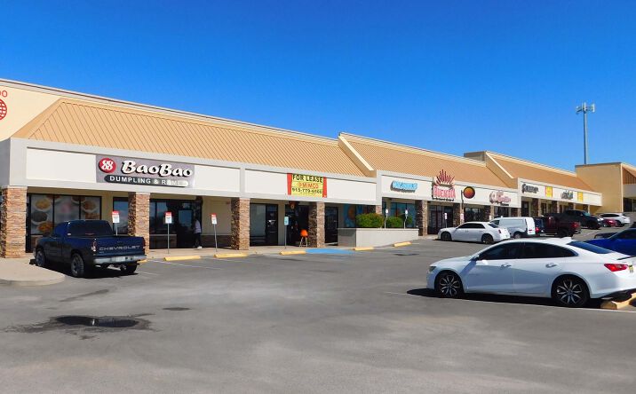 Pictures of Retail property located at 7500 N Mesa St, El Paso, TX 79912 for lease - image #1