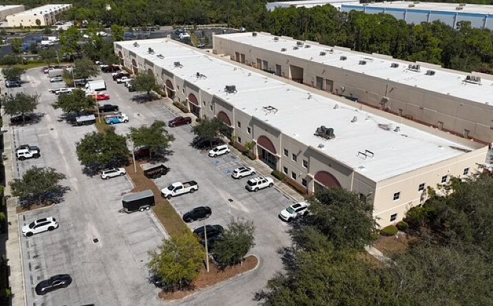 Pictures of Industrial property located at 787 Commerce Dr, Venice, FL 34292 for lease - image #1