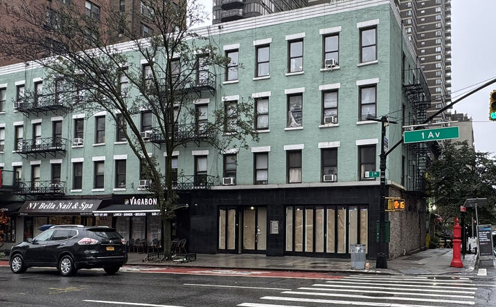 Pictures of Retail, Restaurant property located at 1066 First Avenue, New York, NY 10022 for lease - image #1
