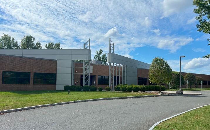 Pictures of Office property located at 350 Jordan Rd, Troy, NY 12180 for lease - image #1
