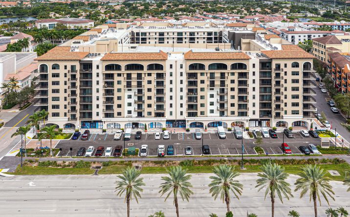 Pictures of Retail, Land, Restaurant property located at 1 Main St, Miramar, FL 33025 for lease - image #1