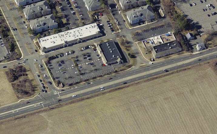 Pictures of Retail property located at 4110-4120 Quakerbridge Rd, Lawrence Township, NJ 08648 for lease - image #1