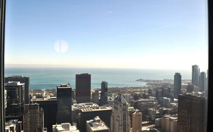 Pictures of Office property located at 233 S Wacker Dr, Chicago, IL 60606 for lease - image #1