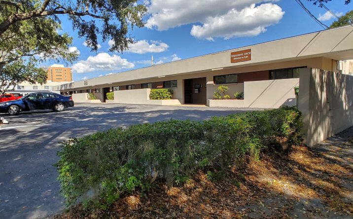 Pictures of Retail, Office property located at 1111 9th Ave W, Bradenton, FL 34205 for lease - image #1