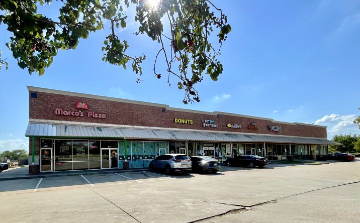 Pictures of Retail, Restaurant property located at 1490 Valley Ridge Blvd, Lewisville, TX 75077 for lease - image #1