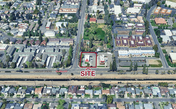 Pictures of Retail property located at 4909 E McKinley Ave, Fresno, CA 93727 for lease - image #1