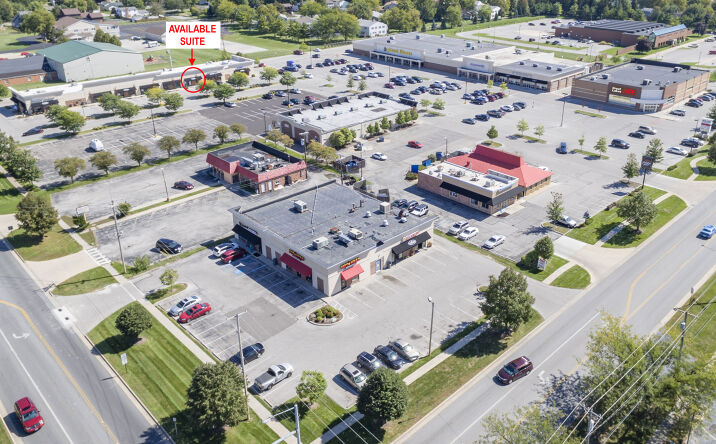 Pictures of Retail property located at 100 E South Boundary St, Perrysburg, OH 43551 for lease - image #1
