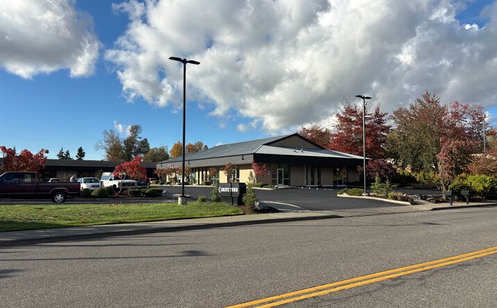 Pictures of Retail, Office, Special Purpose property located at 1725 Continental Pl, Mount Vernon, WA 98273 for lease - image #1