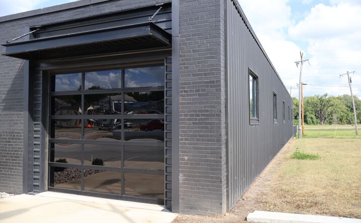 Pictures of Retail, Industrial property located at 231 N Main St Rd, Joplin, MO 64801 for lease - image #1