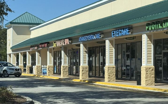 Pictures of Retail property located at 7861 Gunn Hwy, Tampa, FL 33626 for lease - image #1