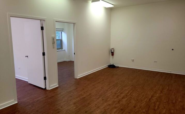 Pictures of Retail, Office property located at 866 N. Clark Street, Chicago, IL 60610 for lease - image #1