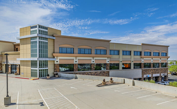 Pictures of Office property located at 3345 S Val Vista Dr, Gilbert, AZ 85297 for lease - image #1