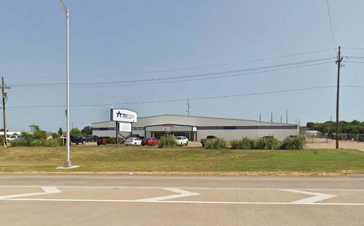 Pictures of Industrial property located at 2424 W Ferguson Rd, Mount Pleasant, TX 75455 for lease - image #1
