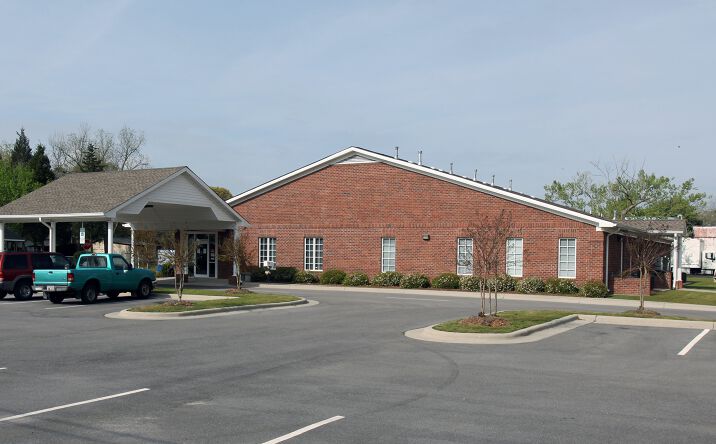 Pictures of Office property located at 153 E McLean St, Saint Pauls, NC 28384 for lease - image #1