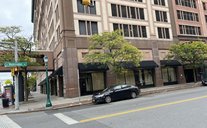 Pictures of Retail property located at 101 S Salina St, Syracuse, NY 13202 for lease - image #1