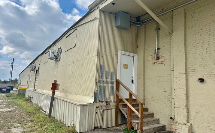 Pictures of Industrial property located at 210 W New Braunfels St, Seguin, TX 78155 for lease - image #1