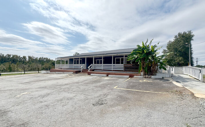 Pictures of Retail property located at 411 Pea Ridge Rd SE, Eatonton, GA 31024 for lease - image #1