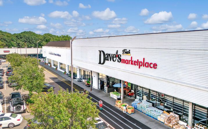 Pictures of Retail property located at 1000 Division Street, East Greenwich, RI 02818 for lease - image #1