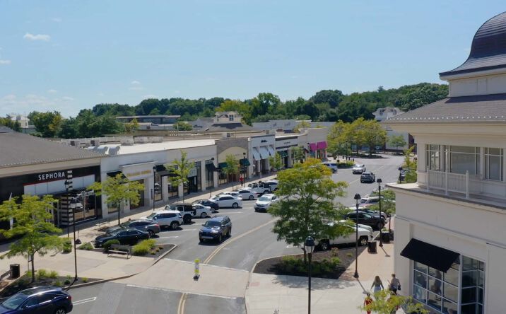 Pictures of Retail property located at Evergreen Walk, South Windsor, CT 06074 for lease - image #1