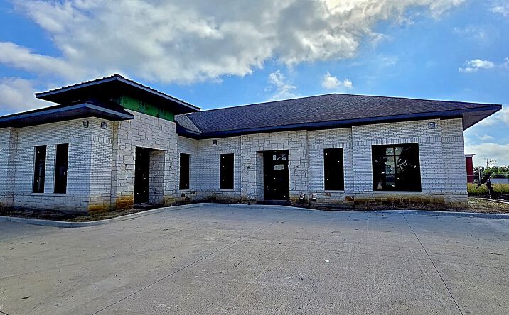 Pictures of Retail, Office property located at 4436 W Risinger Rd, Fort Worth, TX 76123 for lease - image #1