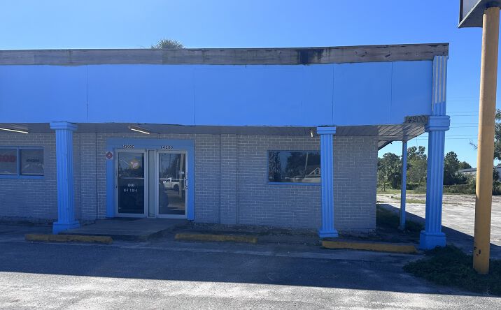 Pictures of Retail property located at 14200 E Colonial Dr, Orlando, FL 32826 for lease - image #1