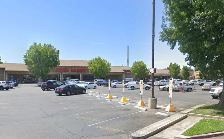 Pictures of Retail property located at 7089 N Marks Ave, Fresno, CA 93711 for lease - image #1