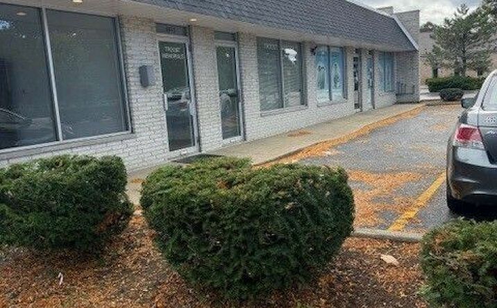 Pictures of Retail, Office property located at 9849 Gross Point Rd, Skokie, IL 60076 for lease - image #1