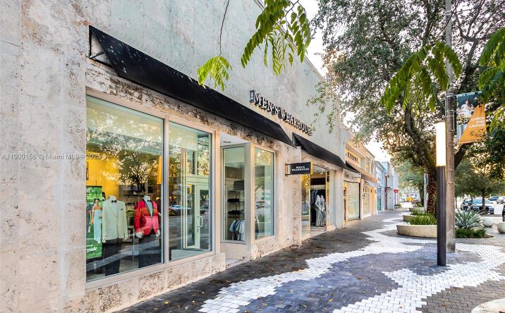 Pictures of Retail property located at 350 Miracle Mile, Coral Gables, FL 33134 for lease - image #1