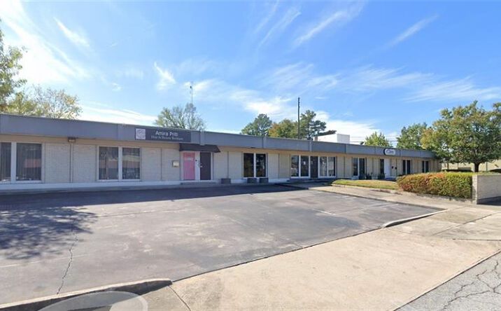 Pictures of Retail, Restaurant property located at 805 NE LAMBERT Drive NE Unit SUITE "B", Atlanta, GA 30324 for lease - image #1