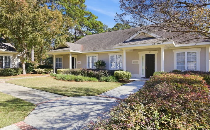Pictures of Office property located at 4101 Main St, Hilton Head Island, SC 29926 for lease - image #1