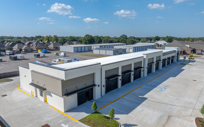 Pictures of Retail, Restaurant, Special Purpose property located at 615 Lafayette St, Youngsville, LA 70592 for lease - image #1