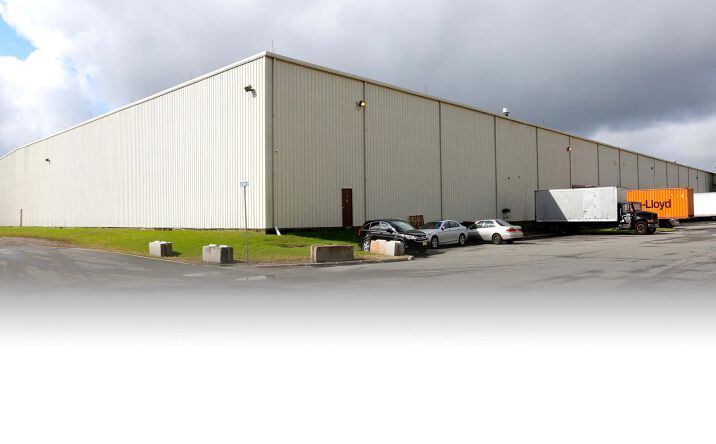 Pictures of Industrial property located at 100 Middlesex Ave, Carteret, NJ 07008 for lease - image #1