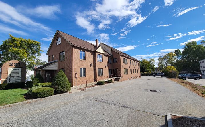 Pictures of Retail, Office property located at 221 Chelmsford St, Chelmsford, MA 01824 for lease - image #1