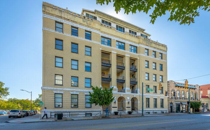 Pictures of Office property located at 600 Georgia Ave, Chattanooga, TN 37402 for lease - image #1